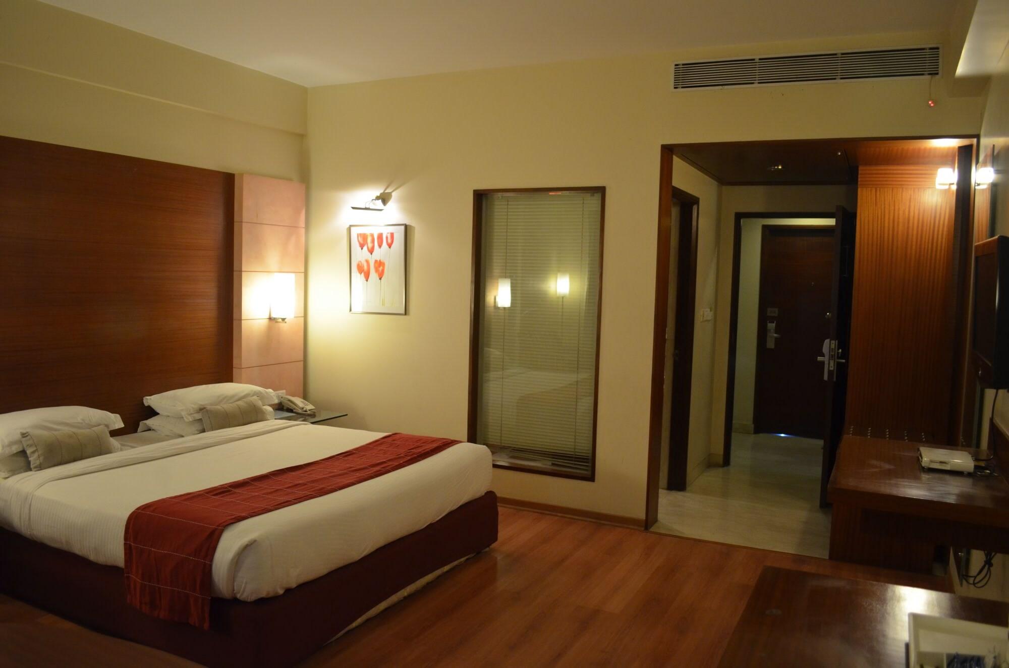 Octave The Horizon Comforts Bangalore Exterior foto
