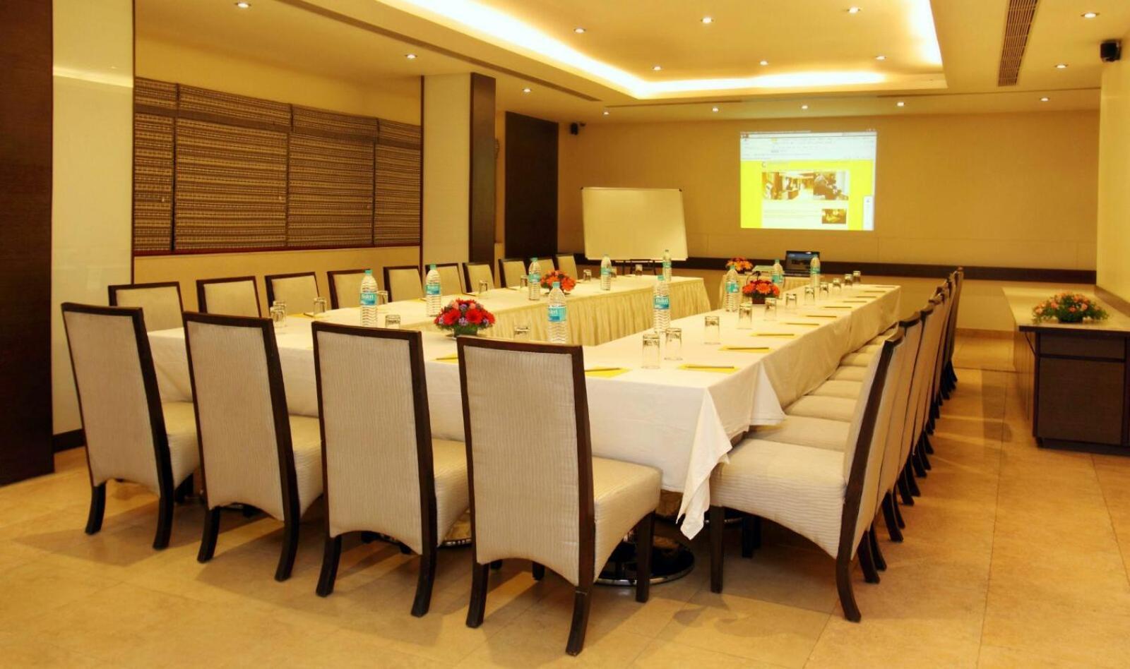 Octave The Horizon Comforts Bangalore Exterior foto